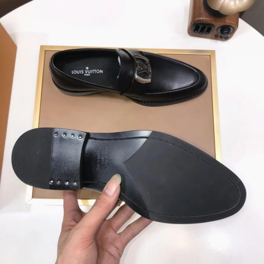 LOUIS VUITTON ルイヴィトン 夏季大活躍 2026 メンズ用 ビジネスシューズ 商品画像 9