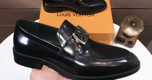 LOUIS VUITTON ルイヴィトン 夏季大活躍 2026 メンズ用 ビジネスシューズ 商品画像 11