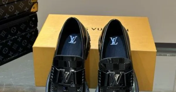 LOUIS VUITTON ルイヴィトン 海外限定新作 2026 メンズ用 ビジネスシューズ 商品画像 12