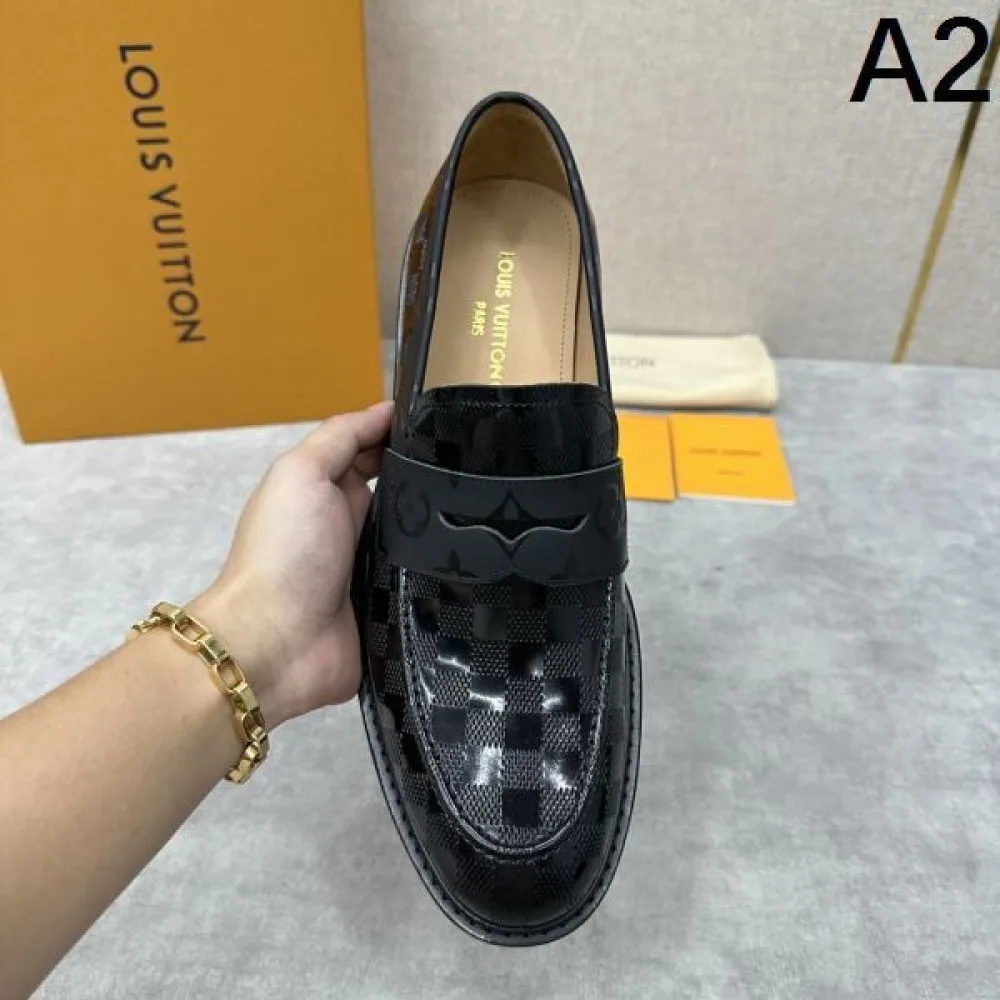 LOUIS VUITTON ルイヴィトン 今年は先取り 2026 メンズ用 ビジネスシューズ 商品画像 2