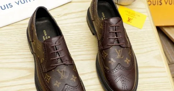 LOUIS VUITTON ルイヴィトン 人気いっぱい 2026 メンズ用 ビジネスシューズ 商品画像 11