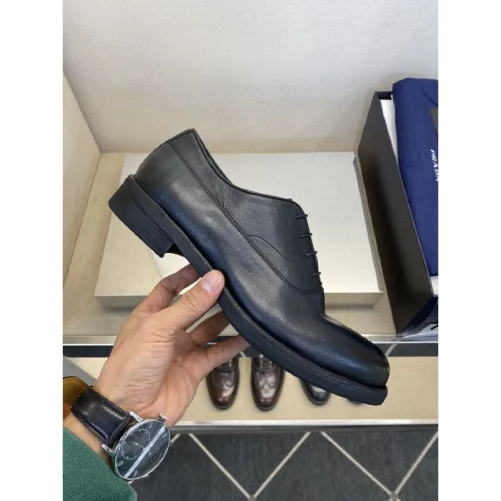 PRADA プラダ 雑誌も街も人気アイテム 2026 メンズ用 ビジネスシューズ 商品画像 5