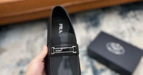 PRADA プラダ 引き続き人気のアイテム 2026 メンズ用 ビジネスシューズ 商品画像 11