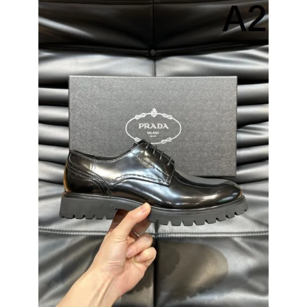 PRADA プラダ 遊び心が溢れるアイテム 2026 メンズ用 ビジネスシューズ 商品画像 2