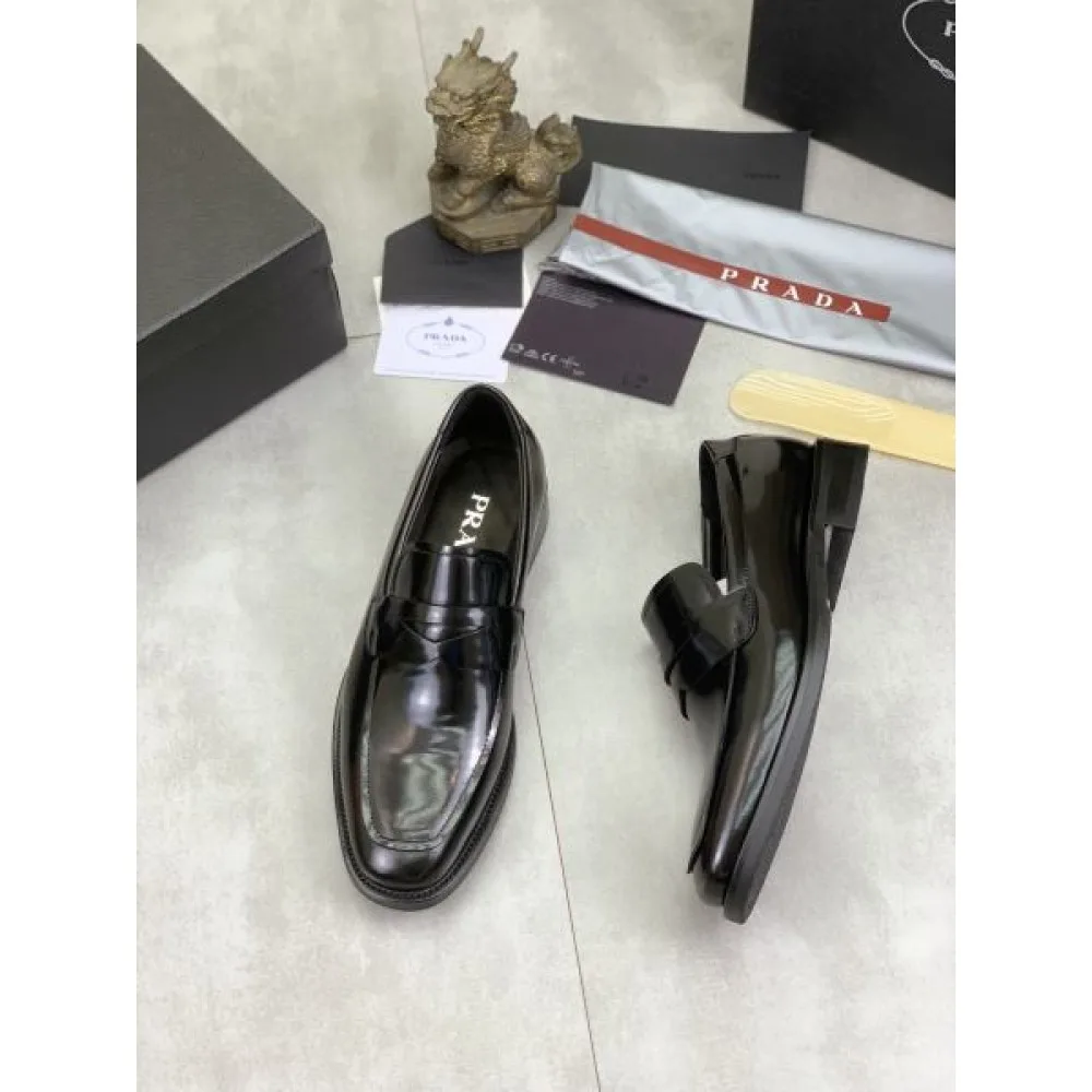 PRADA プラダ 希少!取り扱い店舗限定 2026 メンズ用 ビジネスシューズ 商品画像 3