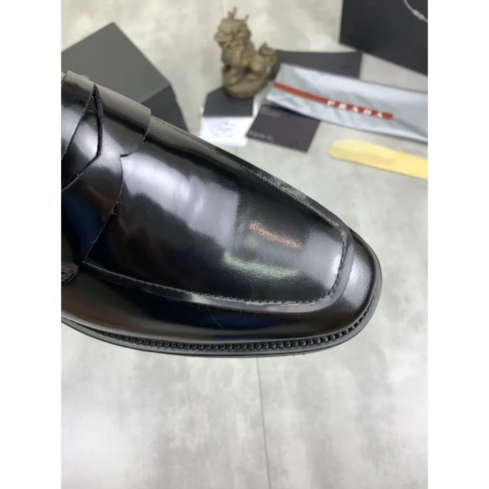 PRADA プラダ 希少!取り扱い店舗限定 2026 メンズ用 ビジネスシューズ 商品画像 5