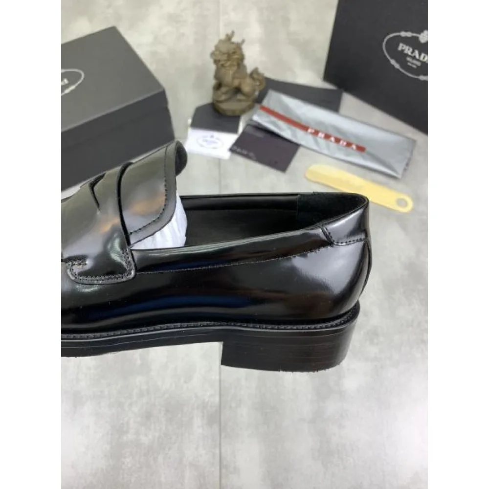 PRADA プラダ 希少!取り扱い店舗限定 2026 メンズ用 ビジネスシューズ 商品画像 7