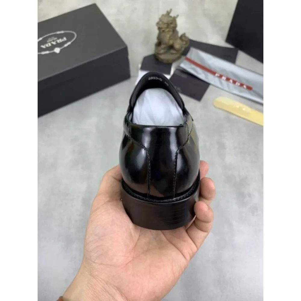PRADA プラダ 希少!取り扱い店舗限定 2026 メンズ用 ビジネスシューズ 商品画像 8