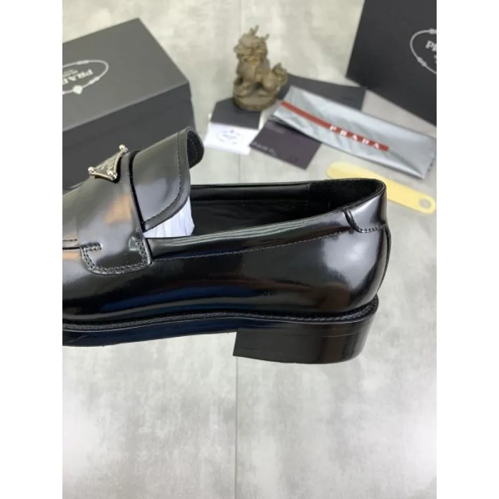 PRADA プラダ この時季だからお買い得 2026 メンズ用 ビジネスシューズ 商品画像 7