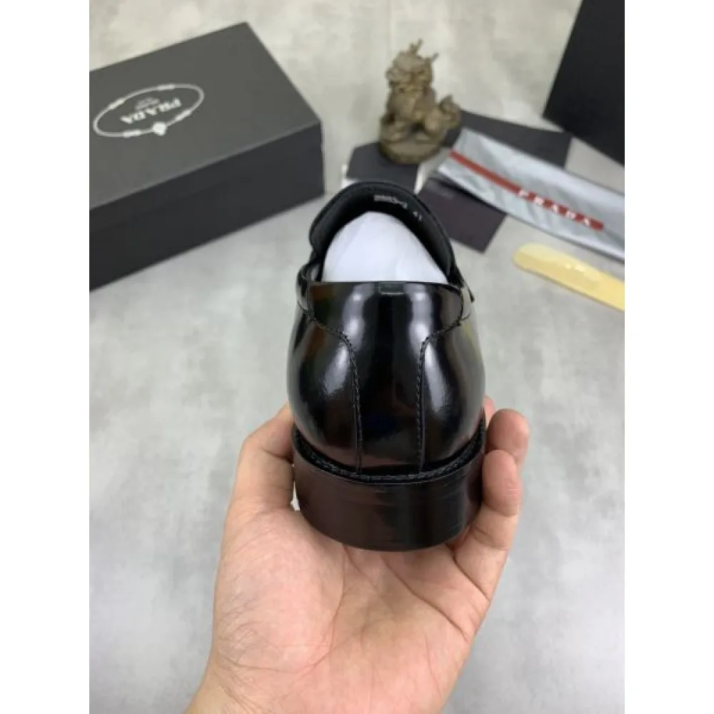 PRADA プラダ この時季だからお買い得 2026 メンズ用 ビジネスシューズ 商品画像 8