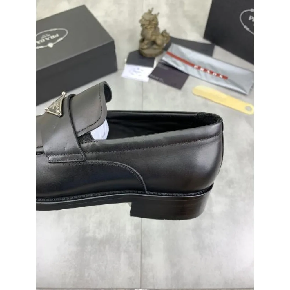 PRADA プラダ 一番注目されている商品 2026 メンズ用 ビジネスシューズ 商品画像 7