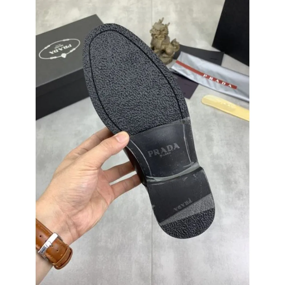 PRADA プラダ 一番注目されている商品 2026 メンズ用 ビジネスシューズ 商品画像 9