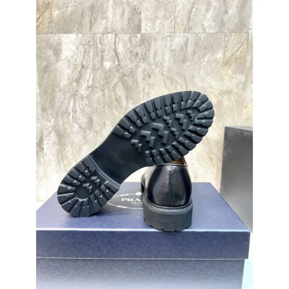 PRADA プラダ 夏のコーデにぴったり 2026 メンズ用 ビジネスシューズ 商品画像 9
