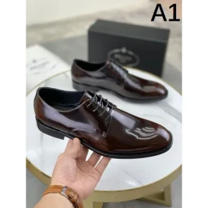 2024FW メンズ用 ビジネスシューズ PRADA プラダ 遊び心が溢れるアイテム 商品画像 1