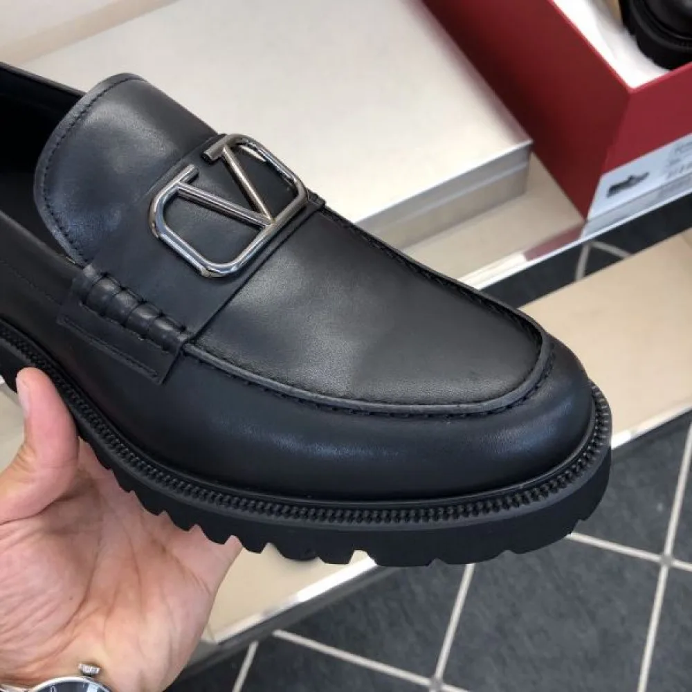 VALENTINO ヴァレンティノ 今度こそ完売! 2026 メンズ用 ビジネスシューズ 商品画像 6
