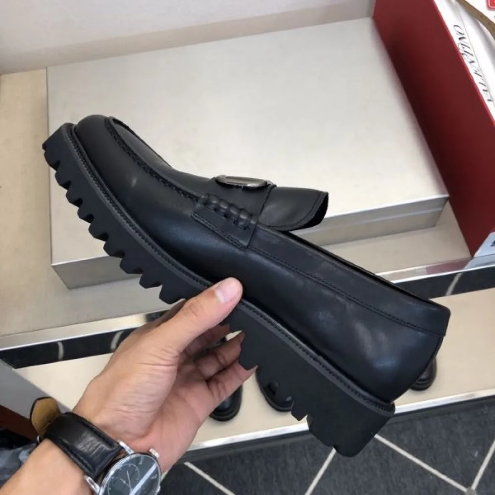 VALENTINO ヴァレンティノ 今度こそ完売! 2026 メンズ用 ビジネスシューズ 商品画像 8