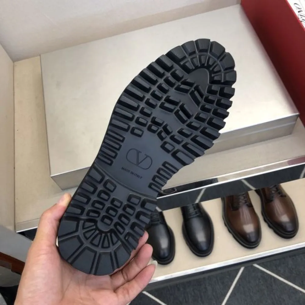 VALENTINO ヴァレンティノ 今度こそ完売! 2026 メンズ用 ビジネスシューズ 商品画像 9