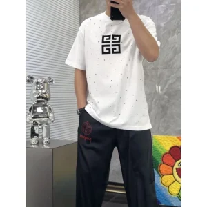 2026 大人買いする方も多い GIVENCHY ジバンシィ 半袖Tシャツ 商品画像 1