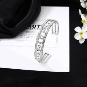 セールで嬉しい入荷 2026 ブレスレット CHANEL シャネル 商品画像 1