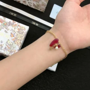 DIOR ディオール 着心地のいいサイズ感 2026 ブレスレット 商品画像 1