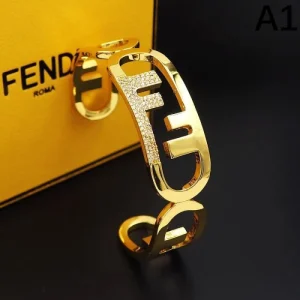 限定発売の夏季新作 2026 ブレスレット FENDI フェンデイ 商品画像 1