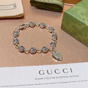 ファッションの流行り 2026 ブレスレット GUCCI グッチ 商品画像 1