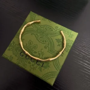 春の新作コレクション 2026 ブレスレット GUCCI グッチ 商品画像 1