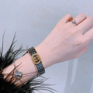 新作愛用セレブ多数 2026 ブレスレット GUCCI グッチ 商品画像 1