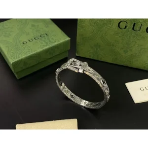 2026 GUCCI グッチ ブレスレット インパクト抜群のデザイン 商品画像 1