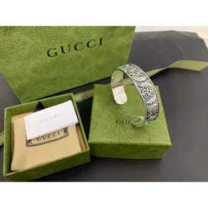 2026 GUCCI グッチ ブレスレット 上品なカジュアルコーデに 商品画像 1