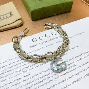 2026 GUCCI グッチ ブレスレット 今っぽいスタイルに決まる 商品画像 1