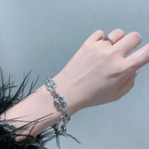 GUCCI グッチ 絶対かわいいおすすめ 2026 ブレスレット 商品画像 1