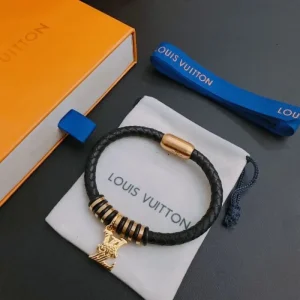 2026 LOUIS VUITTON ルイヴィトン ブレスレット 限定ギフトにも 商品画像 1