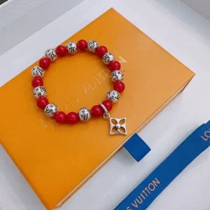 LOUIS VUITTON ルイヴィトン 主役級アイテム 2026 ブレスレット 商品画像 1