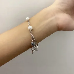 MIU MIU ミュウミュウ 大人気アイテム 2026 ブレスレット 商品画像 1