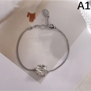 VALENTINO ヴァレンティノ モダンスタイル 2026 ブレスレット 商品画像 1