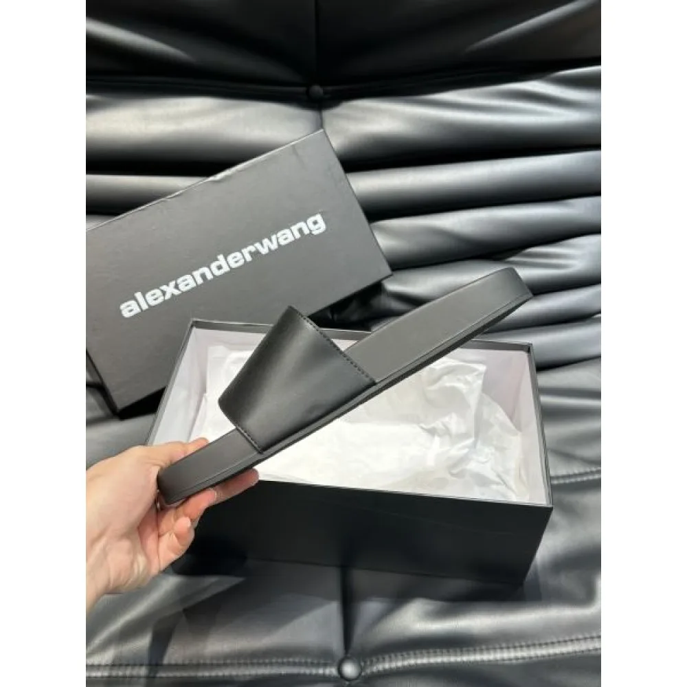 ALEXANDER WANG アレキサンダーワン 今夏も絶対に流行る 2026 メンズ用 スリッパ 商品画像 6