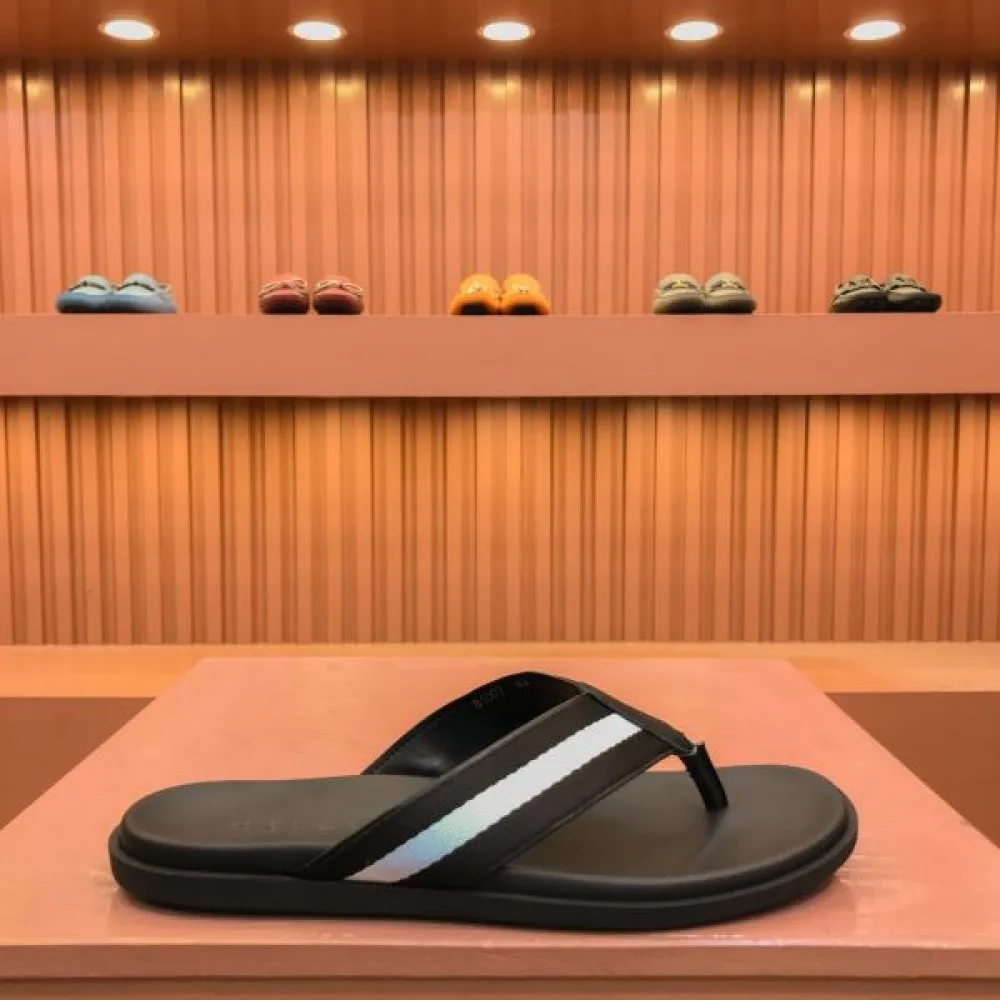 BALLY バリー おしゃれ上級者の印象がある 2026 メンズ用 スリッパ 商品画像 2