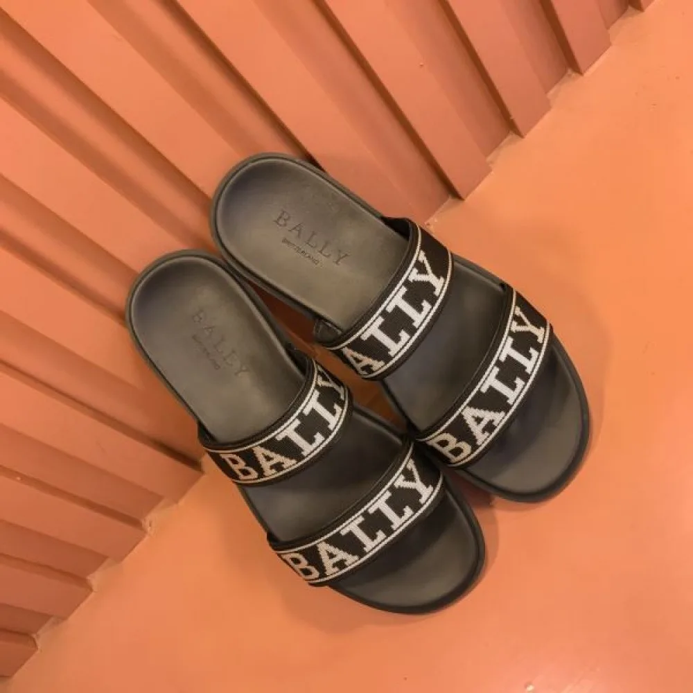 BALLY バリー 主役になる個性的なアイテム 2026 メンズ用 スリッパ 商品画像 4