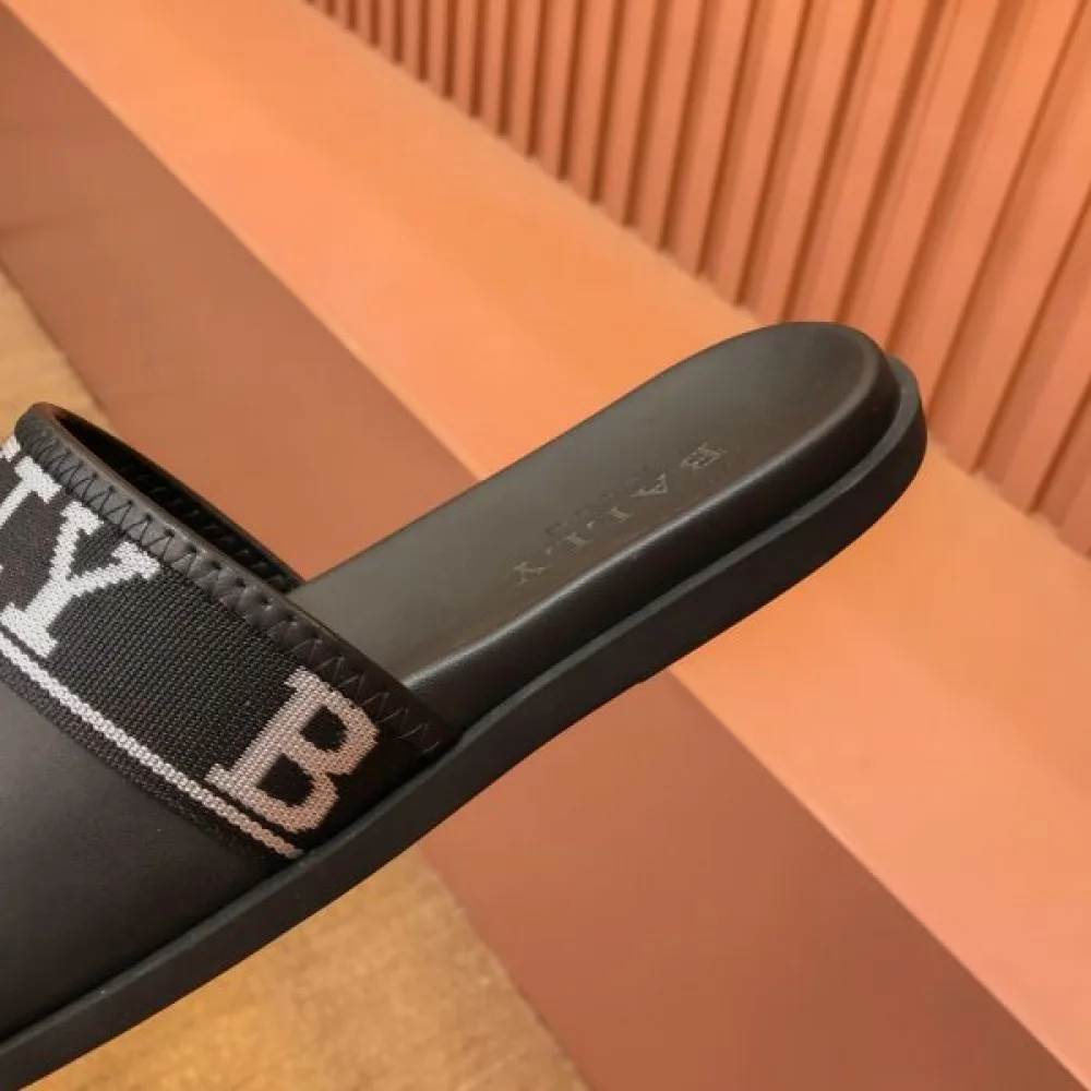 BALLY バリー 完売品夏に大活躍間違いなし 2026 メンズ用 スリッパ 商品画像 7