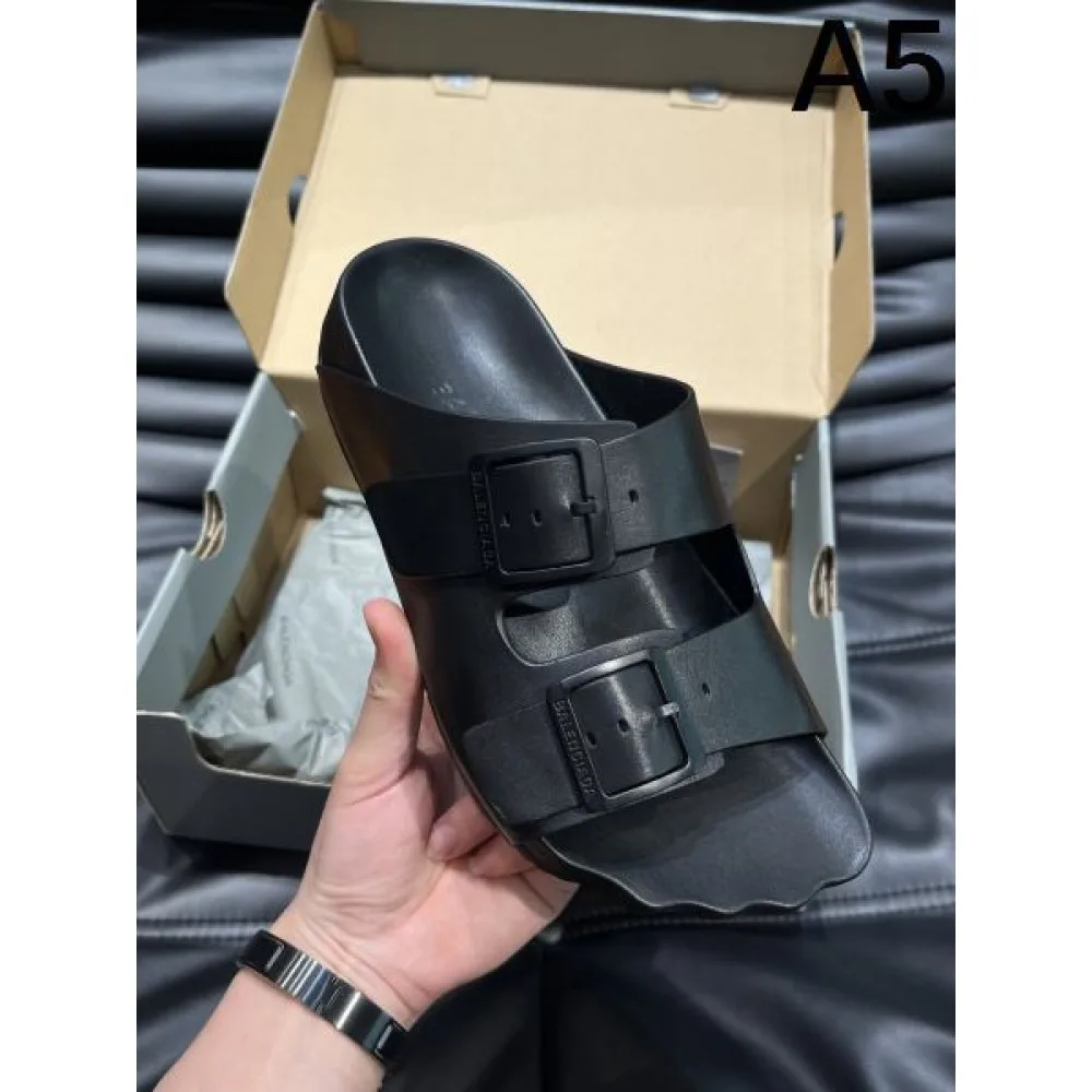 BALENCIAGA バレンシアガ 根強い人気定番商品 2026 メンズ用 スリッパ 商品画像 5