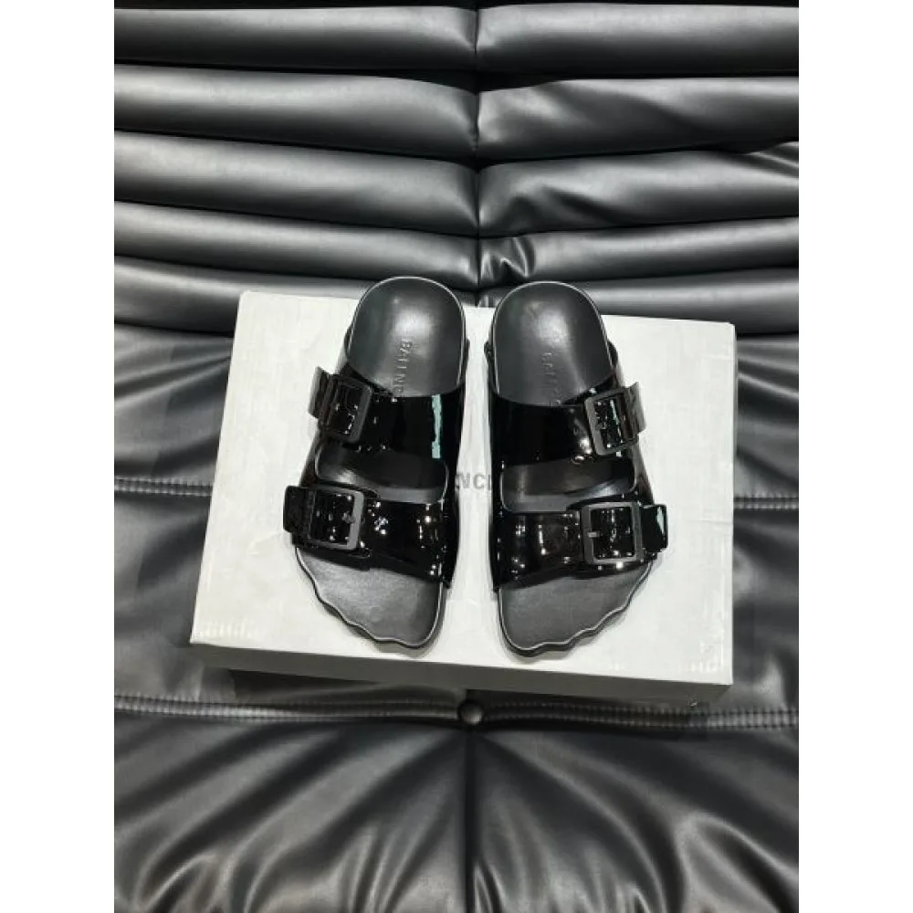 BALENCIAGA バレンシアガ 根強い人気定番商品 2026 メンズ用 スリッパ 商品画像 7