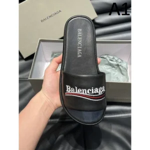 BALENCIAGA バレンシアガ 着まわし抜群カラー 2026 メンズ用 スリッパ 商品画像 1