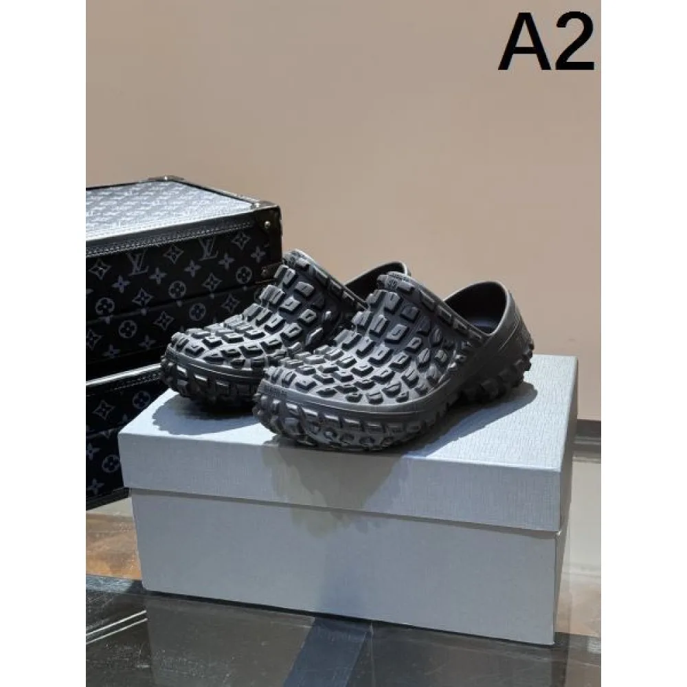 BALENCIAGA バレンシアガ 海外よりお届け限定品 2026 メンズ用 サンダル 商品画像 2
