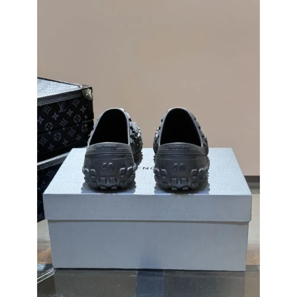 BALENCIAGA バレンシアガ 海外よりお届け限定品 2026 メンズ用 サンダル 商品画像 8