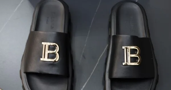 BALMAIN バルマン 国境も時代も超えた夏季新作 2026 メンズ用 スリッパ 商品画像 11