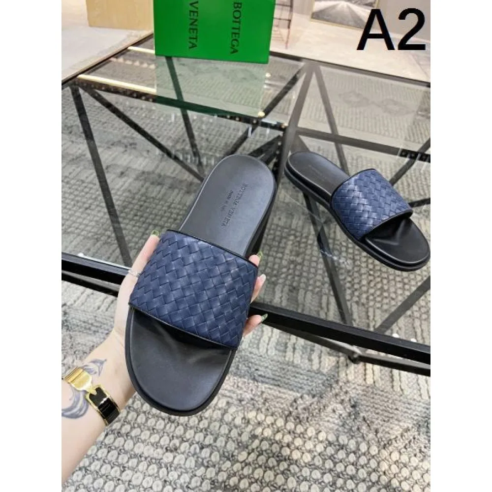 BOTTEGA VENETA ボッテガヴェネタ 今注目度が上がって 2026 メンズ用 スリッパ 商品画像 2