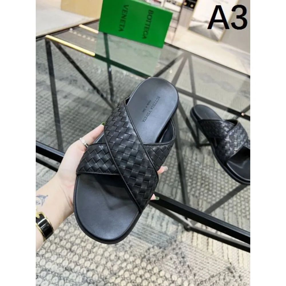 BOTTEGA VENETA ボッテガヴェネタ どちらも人気がある 2026 メンズ用 スリッパ 商品画像 3