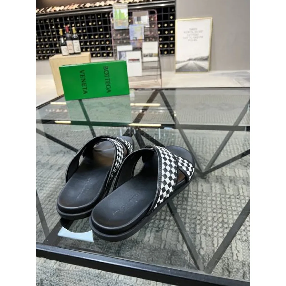 BOTTEGA VENETA ボッテガヴェネタ どちらも人気がある 2026 メンズ用 スリッパ 商品画像 8