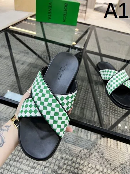 BOTTEGA VENETA ボッテガヴェネタ どちらも人気がある 2026 メンズ用 スリッパ 商品画像 10